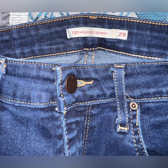 Levi’s 721 Dark Wash High Rise Skinny Jeans - Picture 6 of 7